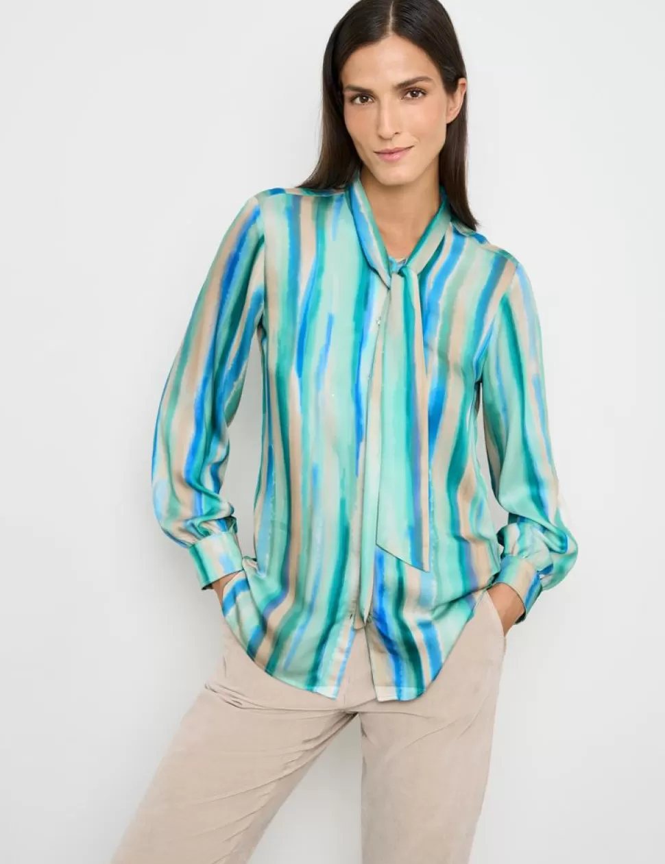 Feestelijke Blouses>GERRY WEBER Soepele Blouse Met Strikkraag